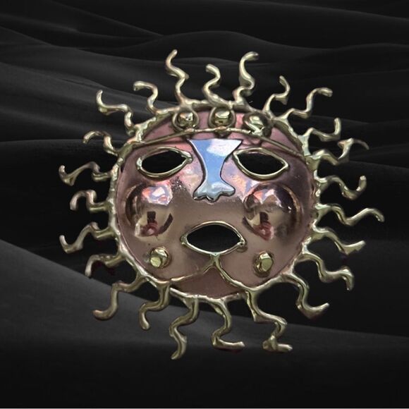 Vintage Dramatic Multi-Metal Aztec Sun Mask Brooch - Picture 3 of 4